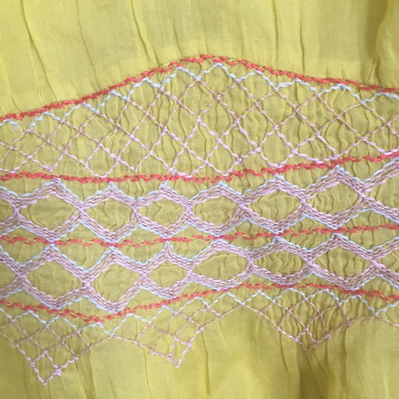 Ladies dress - Picture 2 of 4